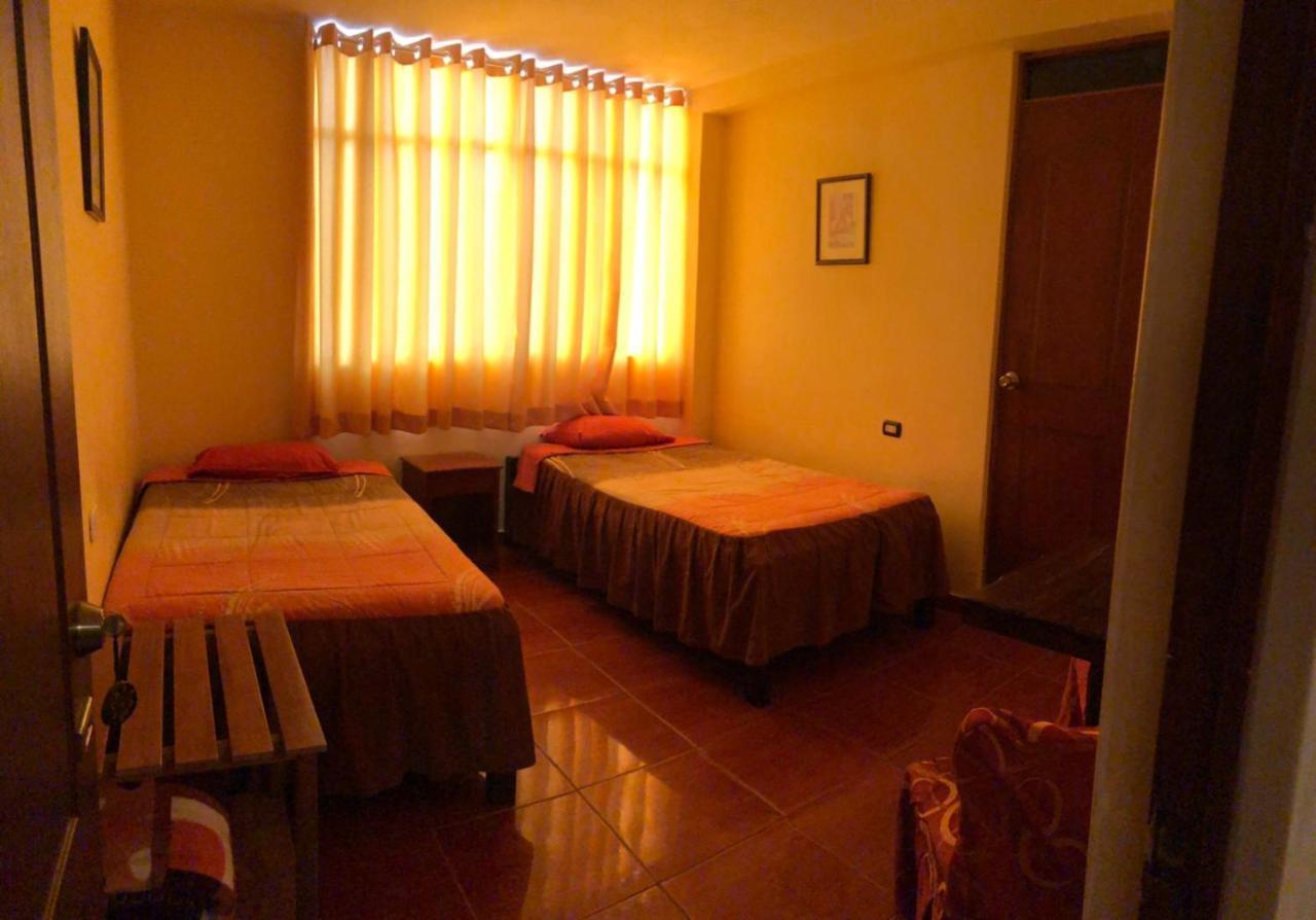 Hostal Huacachina Sunset Ика Экстерьер фото