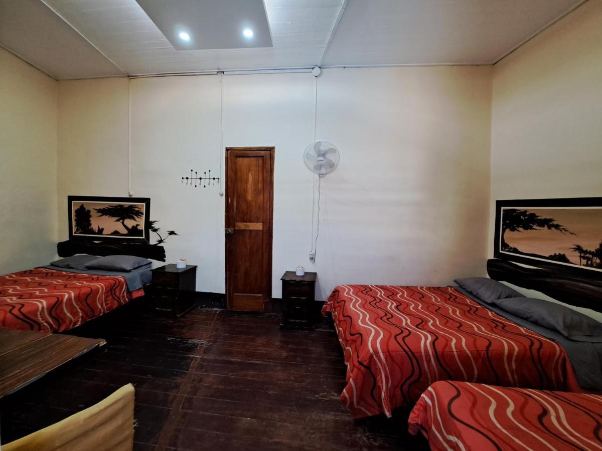 Hostal Huacachina Sunset Ика Экстерьер фото